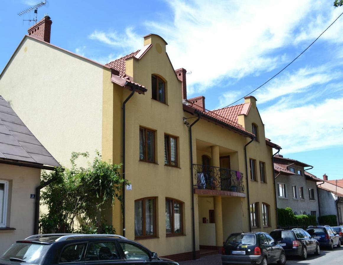 Srodmiescie Apartment *